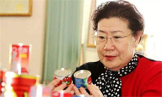 红牛背后的中国大妈：55岁创业造易拉罐，公司如