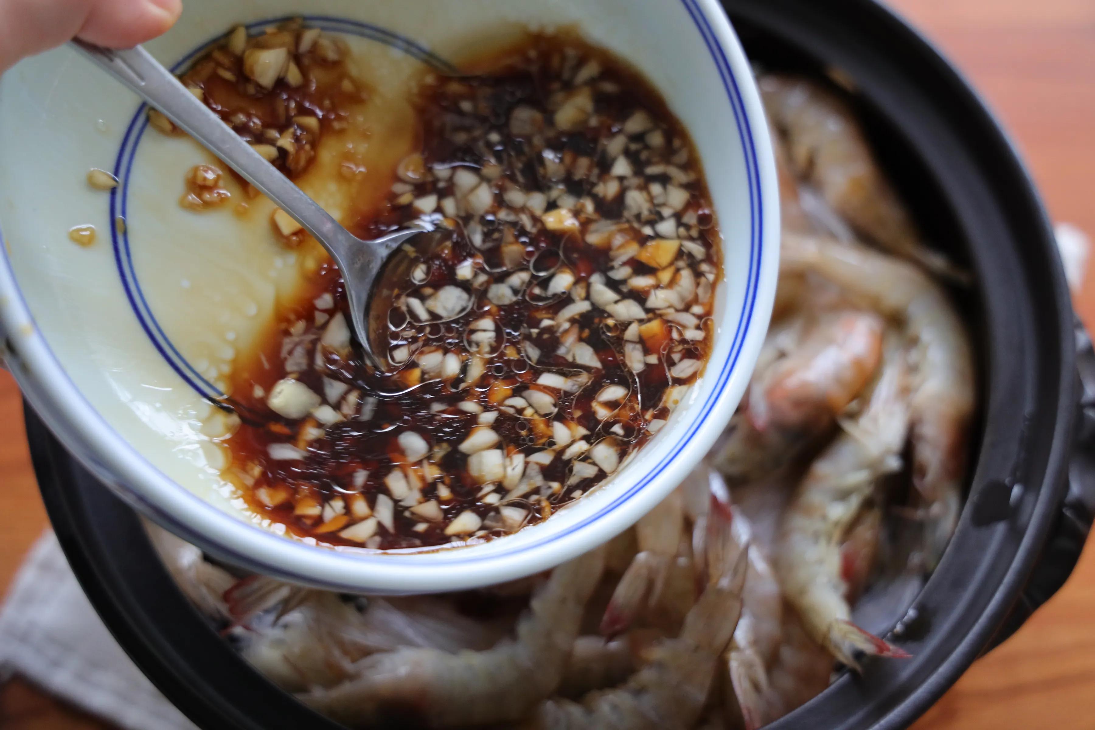 秋天一定要试试这道菜，又鲜又香，超级下饭好吃，做法还超简单