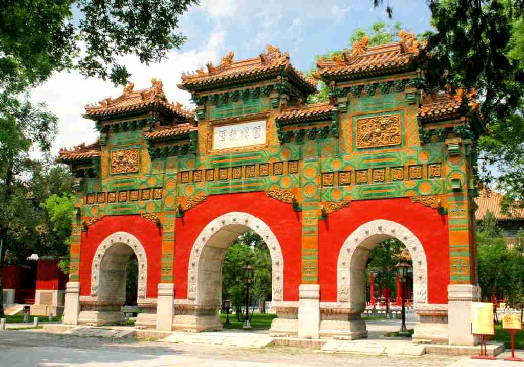 牛津大学：我有900年办学历史 南京大学：我有