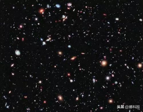 在早期宇宙中就形成的巨大星系种子！