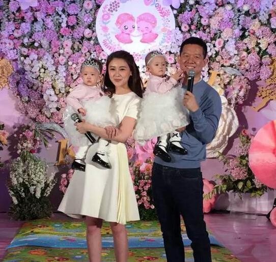 贾跃亭公司上市！本人却累计被执行41亿，甘薇被疑卖东西补贴家用