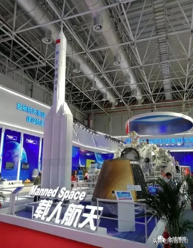 运力比长征五号大3倍，我国载人登月将用这款火