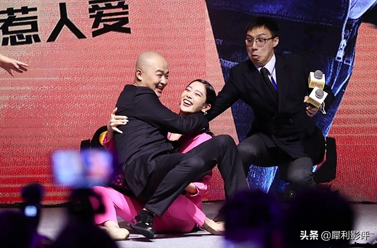 包贝尔不尊重女性的《大红包》收获2亿票房，才是国产电影的耻辱