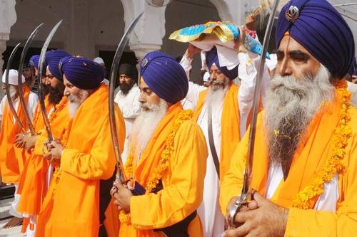 异教徒的旧仇：印度总理身中33枪身亡，印军中将