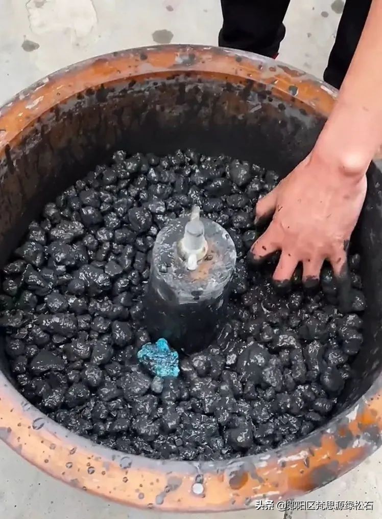 蜕变：震桶去除绿松石皮质全过程