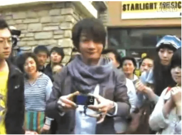 从“一夜爆红”到“跌落神坛”，刘谦经历了什