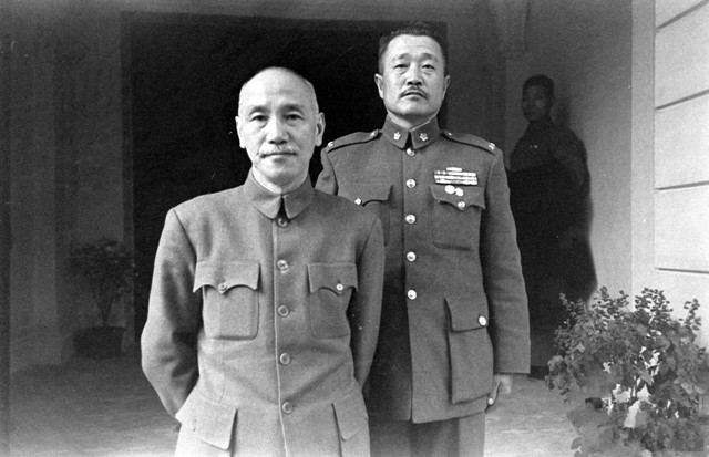 张克侠：蒋介石赐佩剑将军，潜伏敌营20年，起义