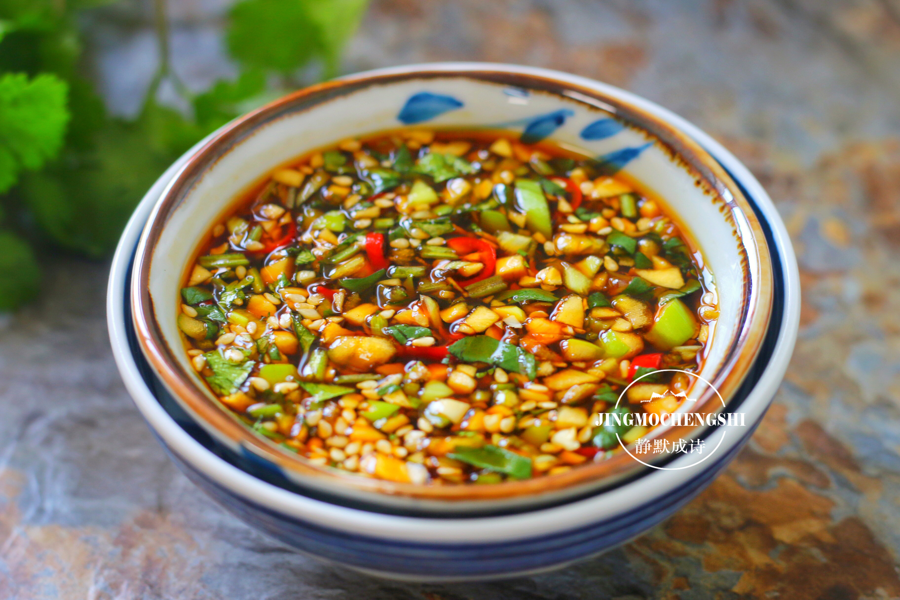 教你做萬能蘸料，涼拌菜涮火鍋都可以，怎麼吃都香