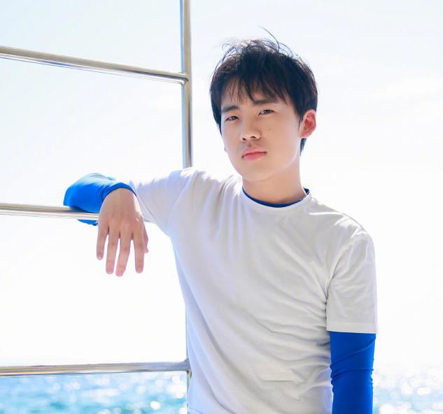 郭麒麟直言不想生闺女，网友直呼太有爱了，郭德纲竟偏向内向儿媳