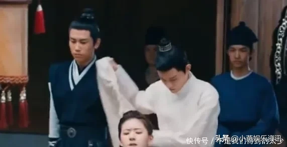 城主命芊芊与韩烁和离，韩烁甘愿为爱戴镣铐，