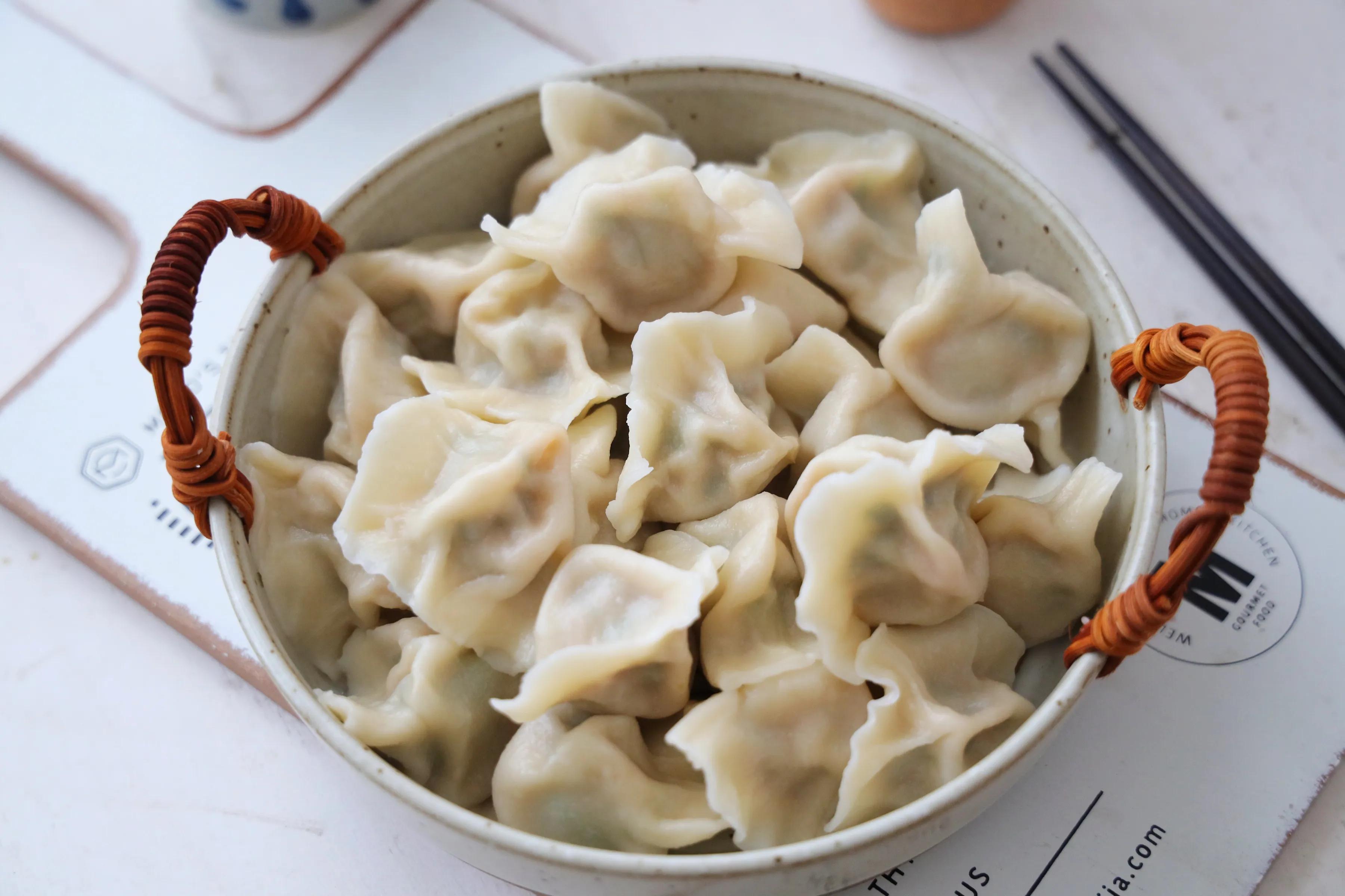 初伏了，这馅儿的饺子一定要吃，清香美味，太适合夏天吃了