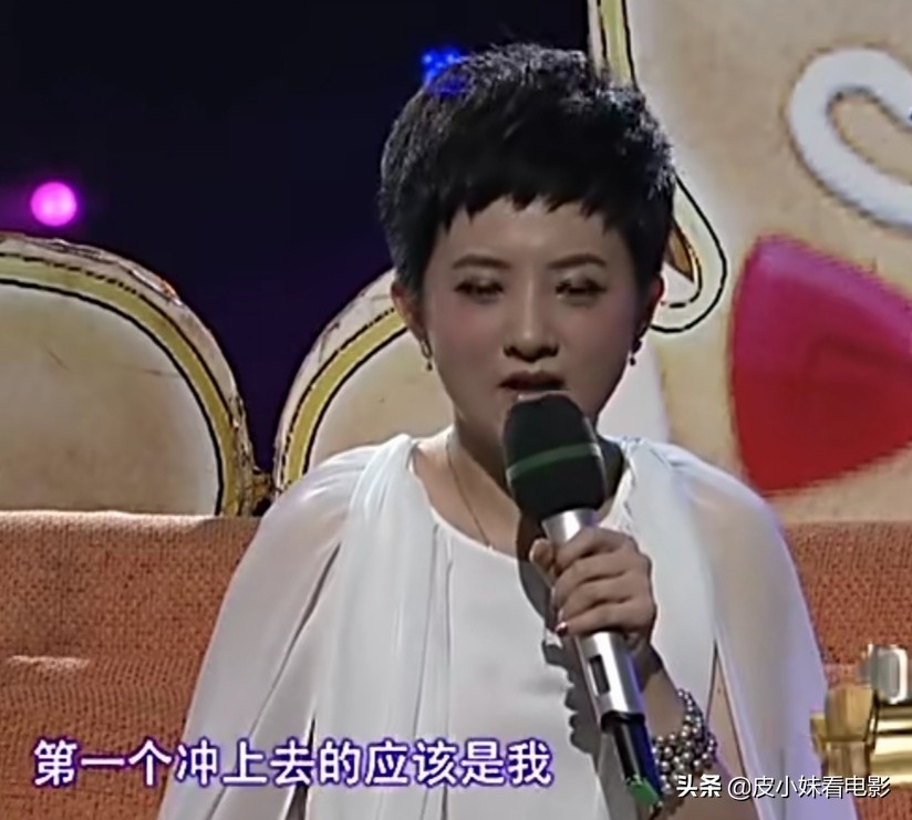 著名童星金銘：9歲爆紅成團(tuán)寵、在巔峰時(shí)退圈，她都經(jīng)歷了什么？