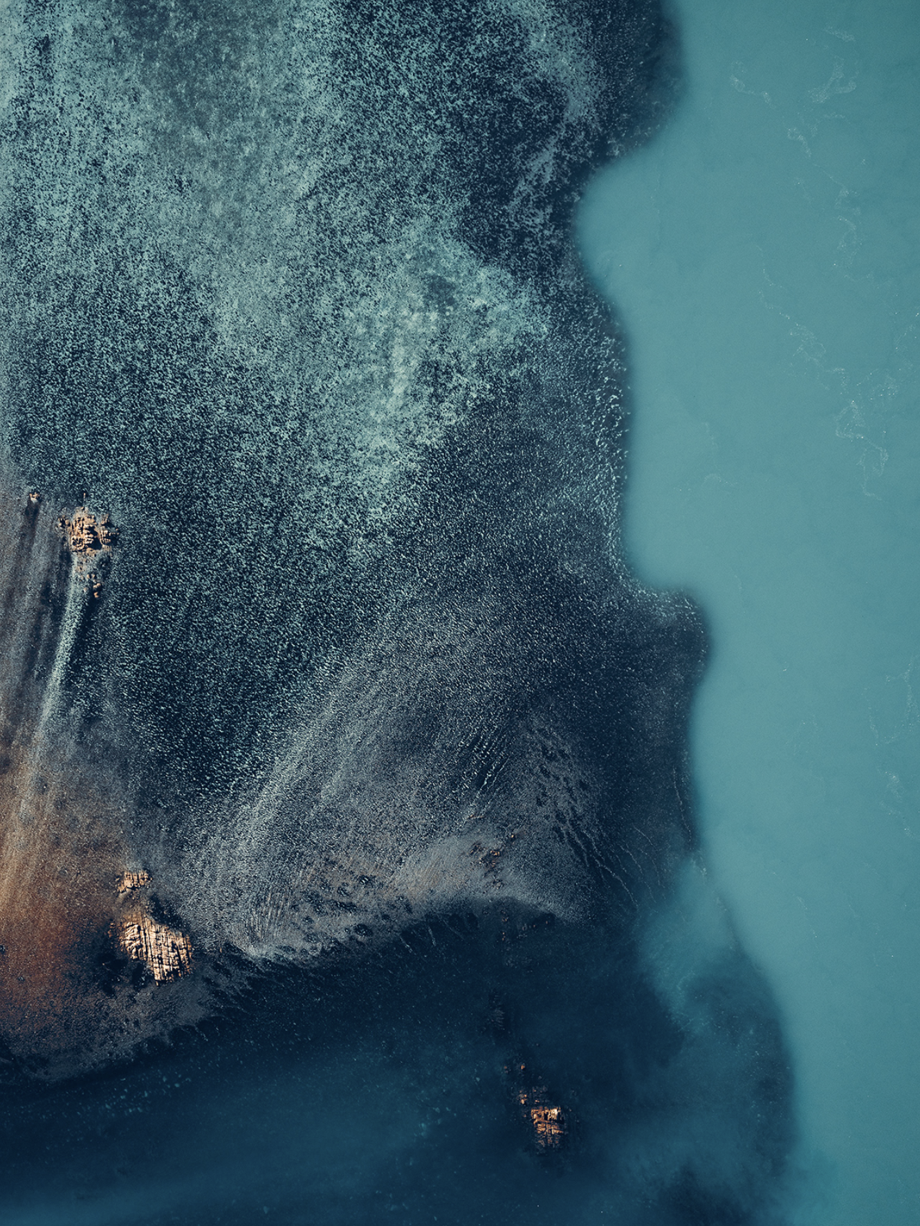 天然地貌视觉美学创意自然有很强的肌理塑造