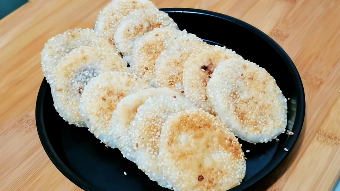 糯米粉这样做点心，外酥里糯又香甜，既少油又健康，比麻元还简单