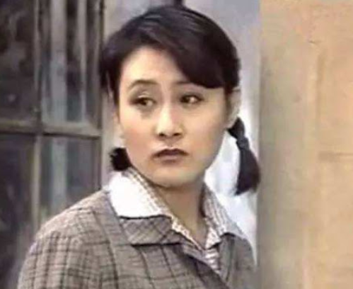 《渴望》剧组30年再聚首：她9次错过刘慧芳，才