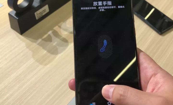 IQOO8系列值不值得买？没有短版的旗舰？