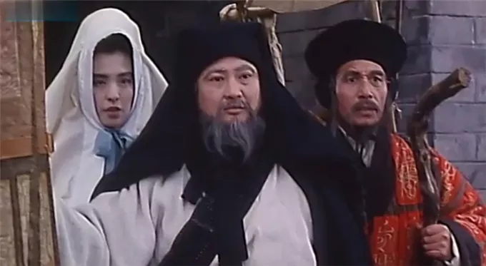 上映6天被下线,洪金宝这部恐怖片生不逢时,被埋没了20多年