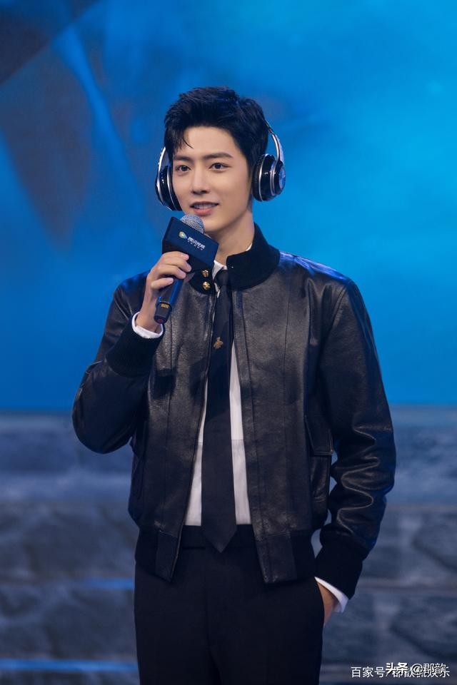 Xiao Zhan updates dynamic hair to be patted oneself, dot of attention of vermicelli made from bean starch however sideslip? 