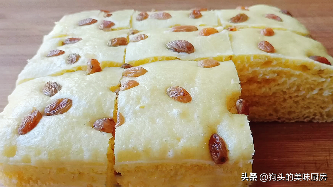 多吃粗糧好處多，用玉米麵這樣簡單一做，無油無糖，吃著更健康
