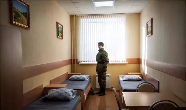 镜头下：中美俄三国军人的宿舍，差别一眼就能