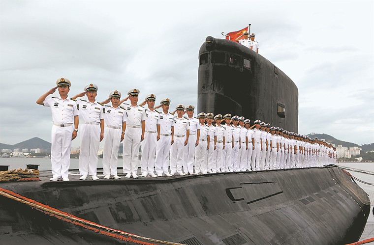 ӡ��Ǳͧ��û�Ҿ�,�й�����Ǳͧ��μ�����׹180��,����ͬ������