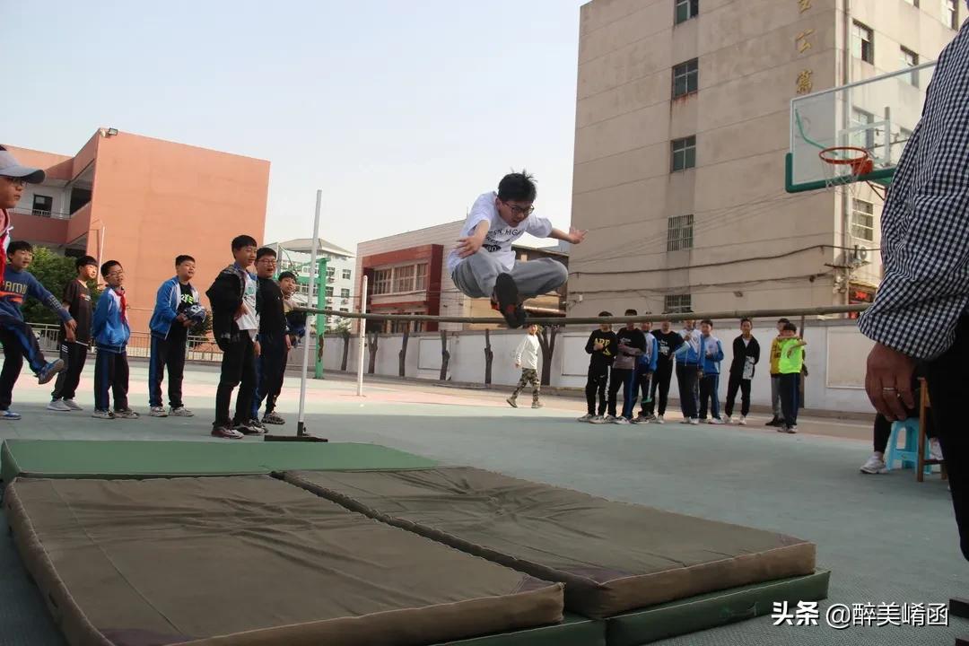 陕州区实验小学怎么样?春季田径运动会掠影(图22)