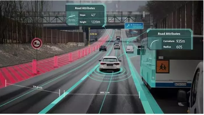 滴滴下架但还能打车，特斯拉召回后又公布销量，吉利撤回IPO