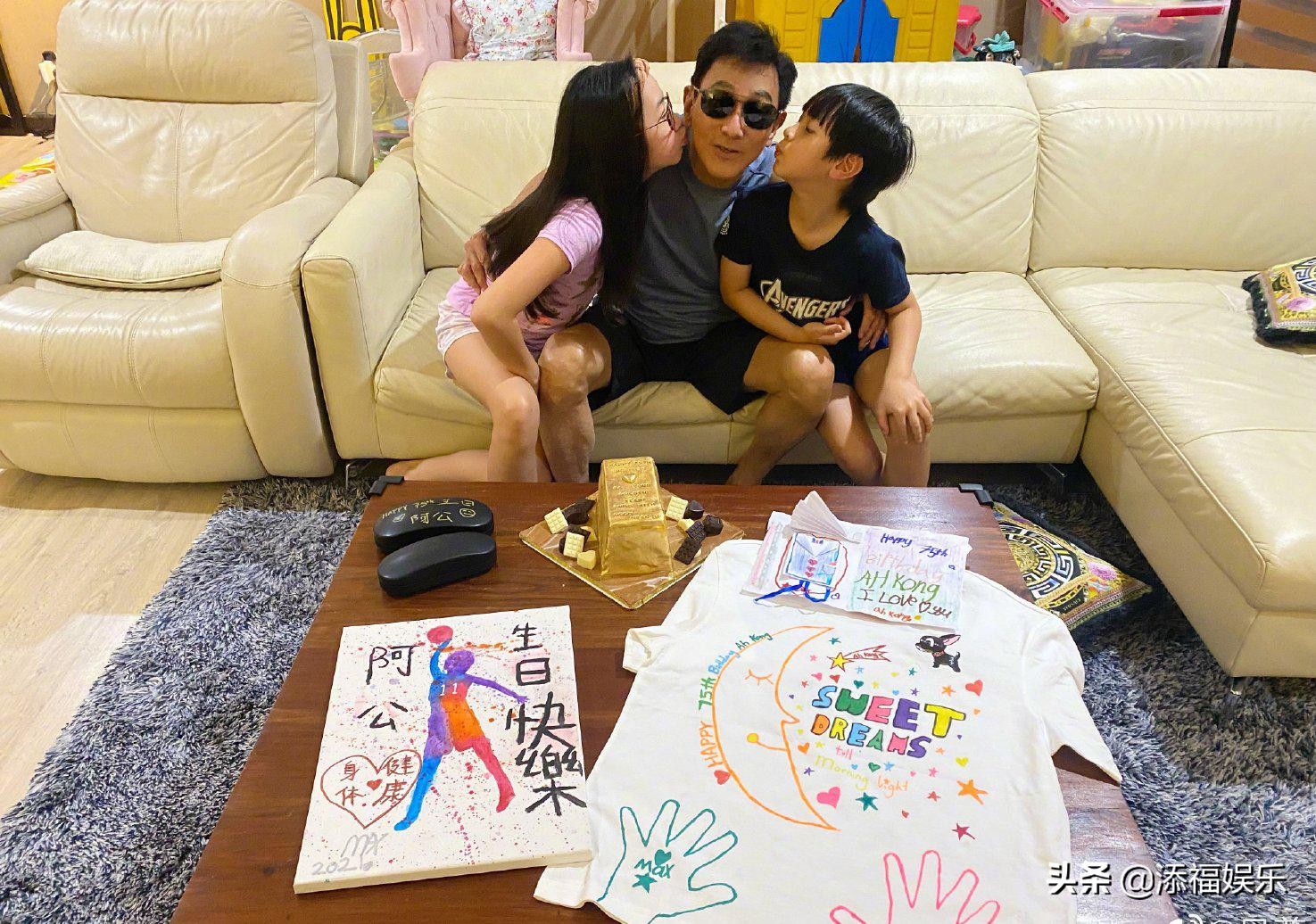 吴尊爸爸过75岁生日，与吴尊像同代人，neinei与max的礼物很用心