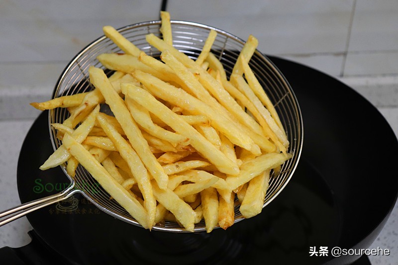 炸薯條多加一步，金黃酥脆，入口軟酥，比肯德基麥當勞好吃多了