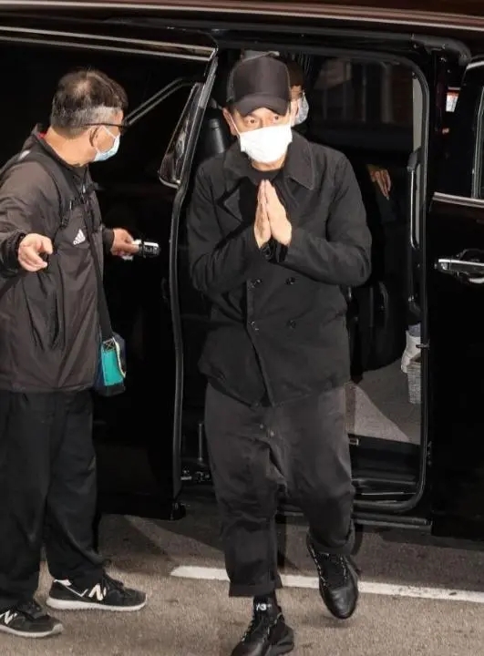 第一次对刘德华感到失望，参加吴孟达葬礼穿得