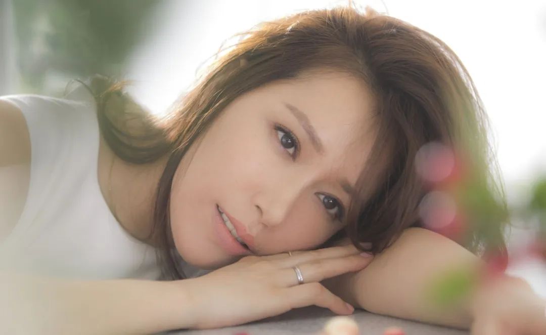 《三十而已》：12首电视歌曲，金池一个人唱了