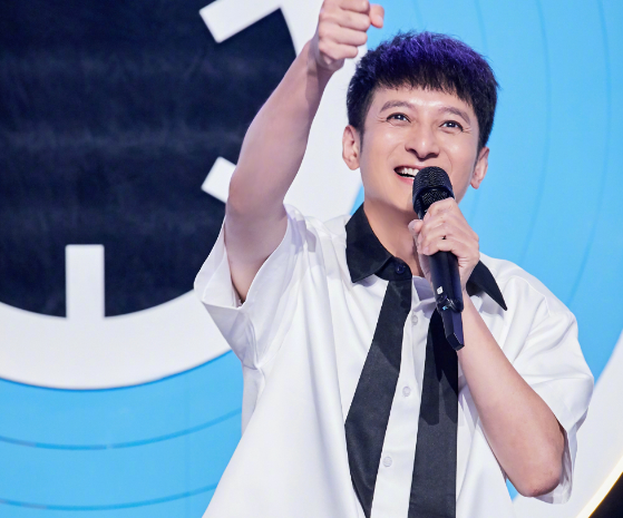 李维嘉代言疑似翻车，加盟商到湖南台门口维权，怒斥他是失德艺人