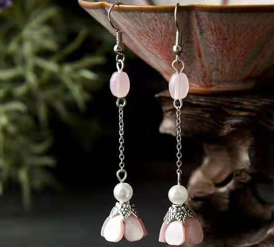 心理测试：最喜欢哪对古风耳坠？测你的一生中