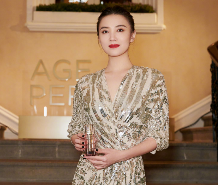 演员是高危职业的宋佳，出演新剧小舍得，李佳航蒋欣等人令人期待
