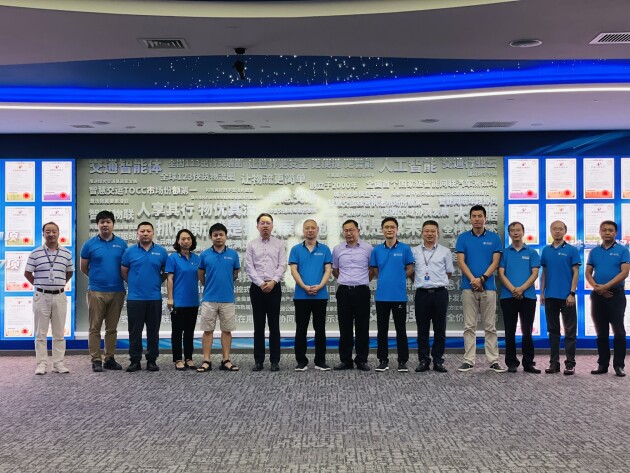 邦邦汽服CEO龔?fù)袔ш?duì)赴中交興路交流調(diào)研