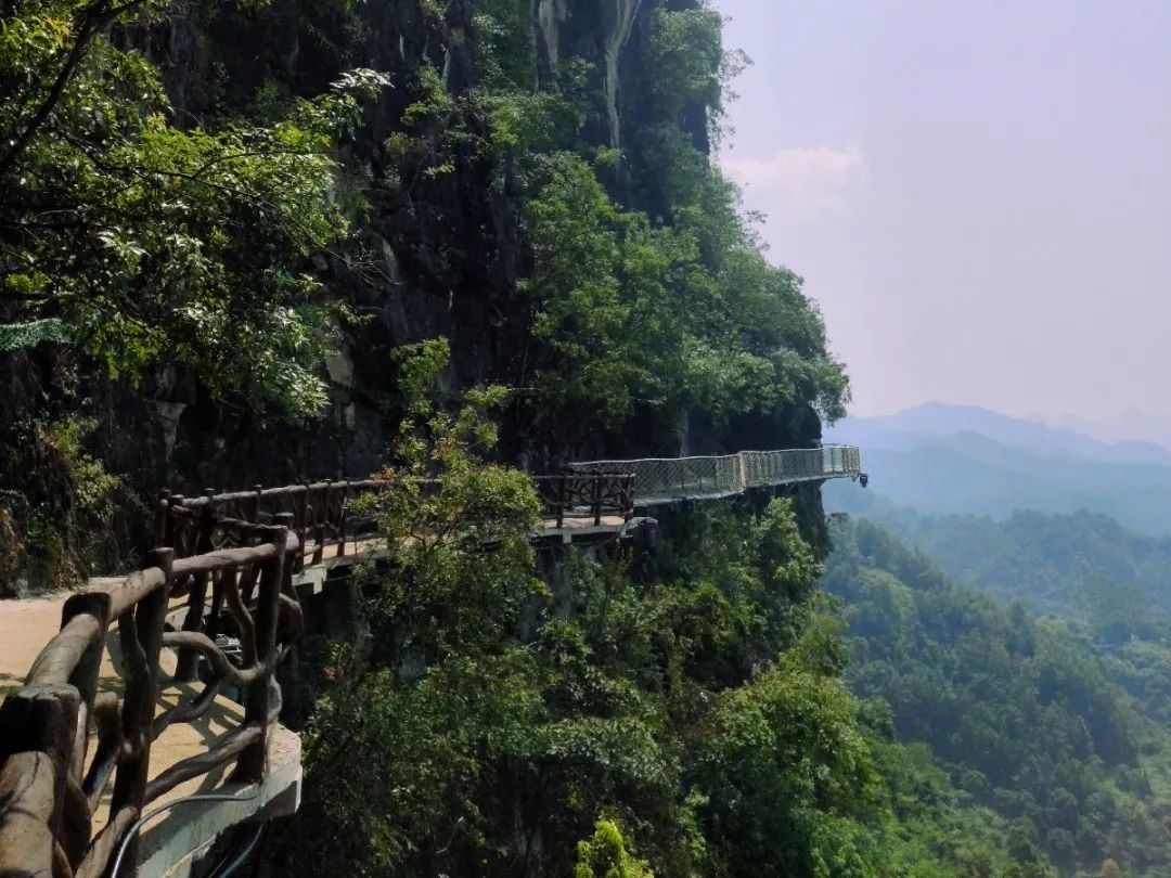 只知道桂林北海？这条包揽山川湖海的小众路线才是当地精华