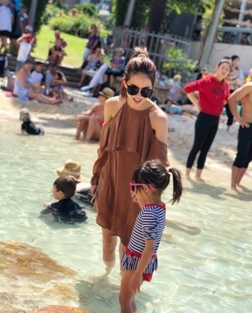 周杰倫昆凌帶一雙兒女野外拓展訓練，小兒子正臉肉嘟嘟超可愛