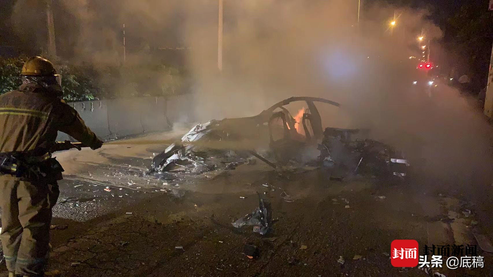 ���Ҍ�Ԓ���V����˹����ײ��Ҽ������܇���������r�����o���{�ϵ�y���Ʒ���P��