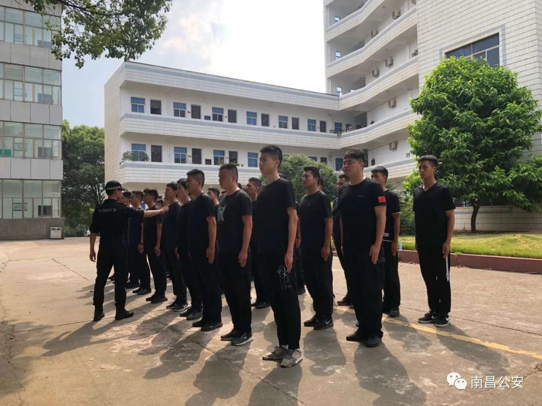 南昌243名新民警上好入警第一课 迈出从警新步伐