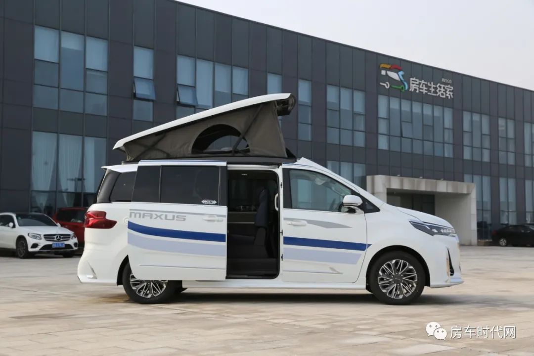 上汽大通MAXUS旅行家G20实拍 谁说上班族玩不了房车