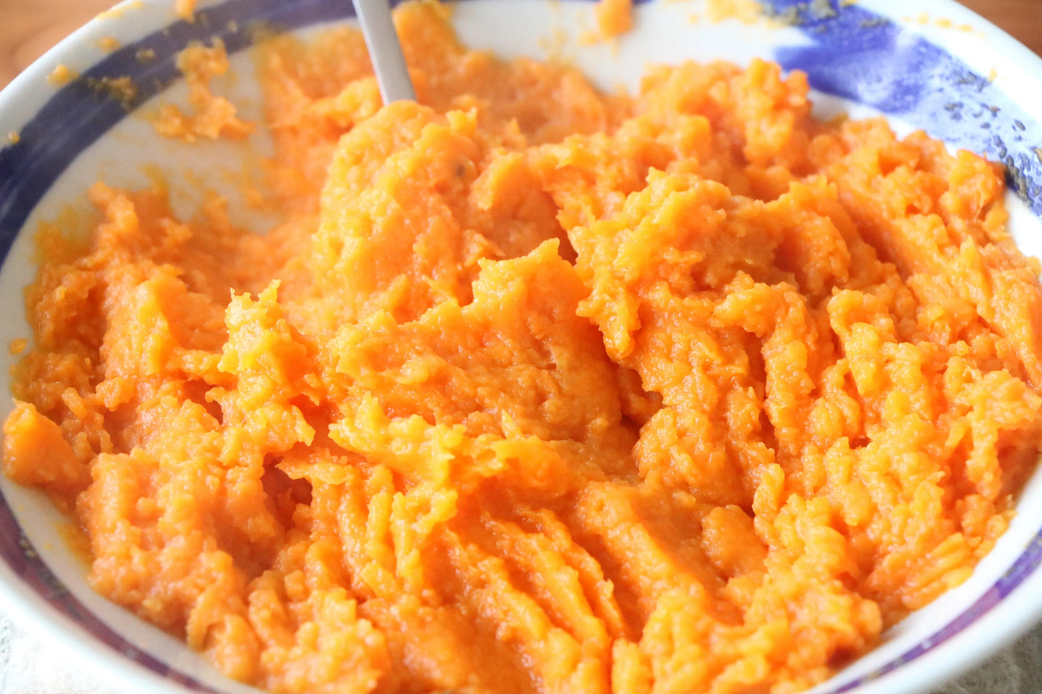 過年在家，一定要試試糯米粉這個吃法，香甜軟糯又拉絲，太好吃了