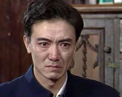 李幼斌再扮“李云龙”，却模样大变：体面老去