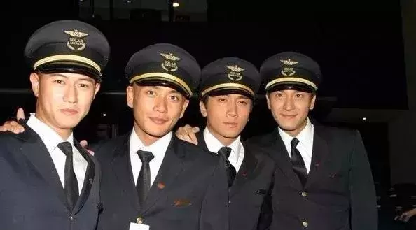 时隔16年,男神再次重聚,集齐tvb的顶级阵容,这剧不刷亏大发了