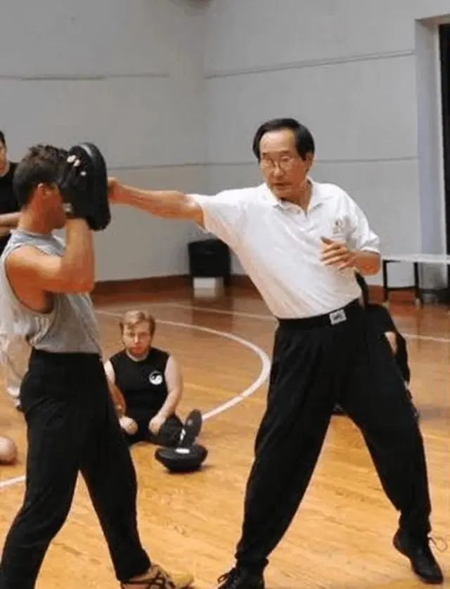 盘点李小龙的九大弟子，现大多依然处于世界巅峰