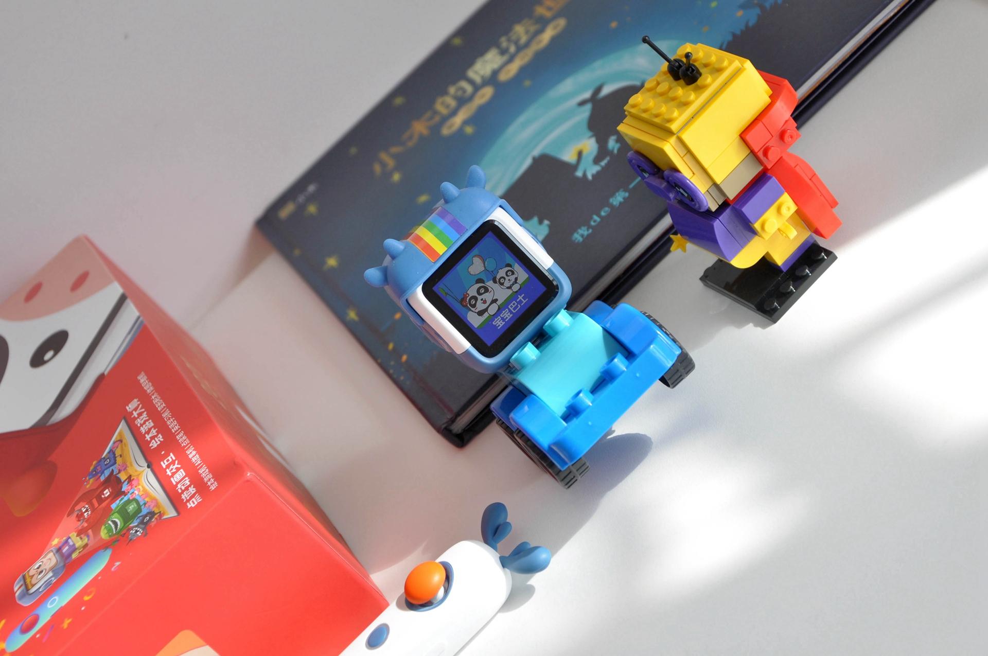 小木2021新品！百变悟空机器人，手势点读AI语音应有尽有