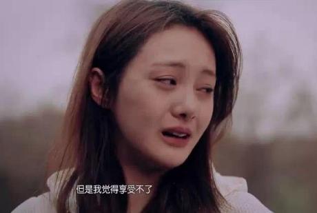 被妈妈控制20多年的郑爽，是如何一步步变成一个