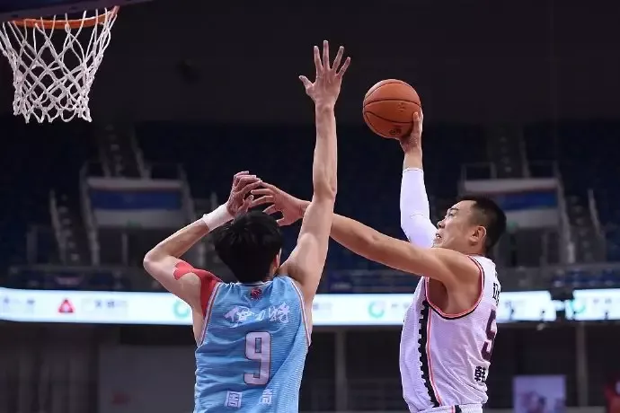 数据对比,三优一劣!辽宁vs新疆,谁会取胜?