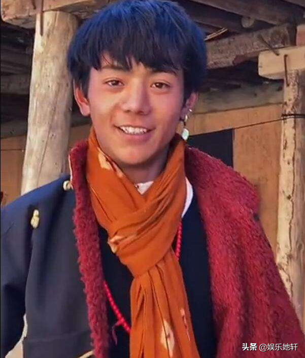 丁真连登热搜第一！被捧姿态很明显，一看生图