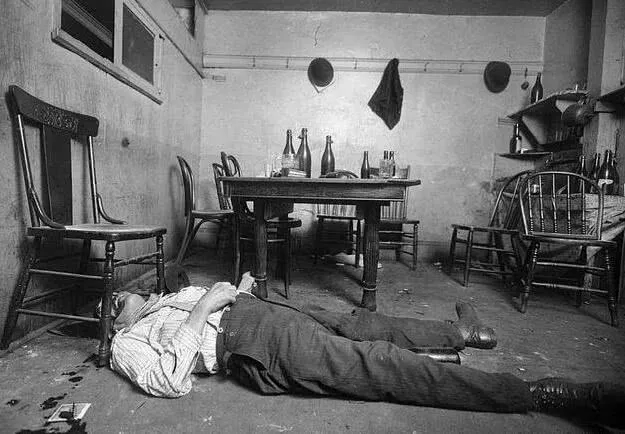 中国大案纪实：陕西特大杀人案始末——冷血恶魔残杀77人，还卖掉母亲和儿子