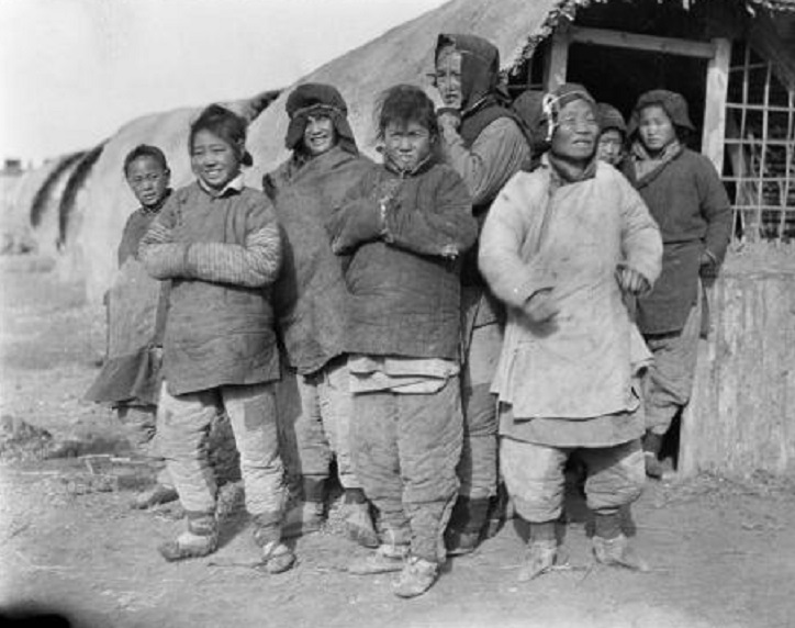 莫言《丰乳肥臀》：文中内容真如其名低俗？曾